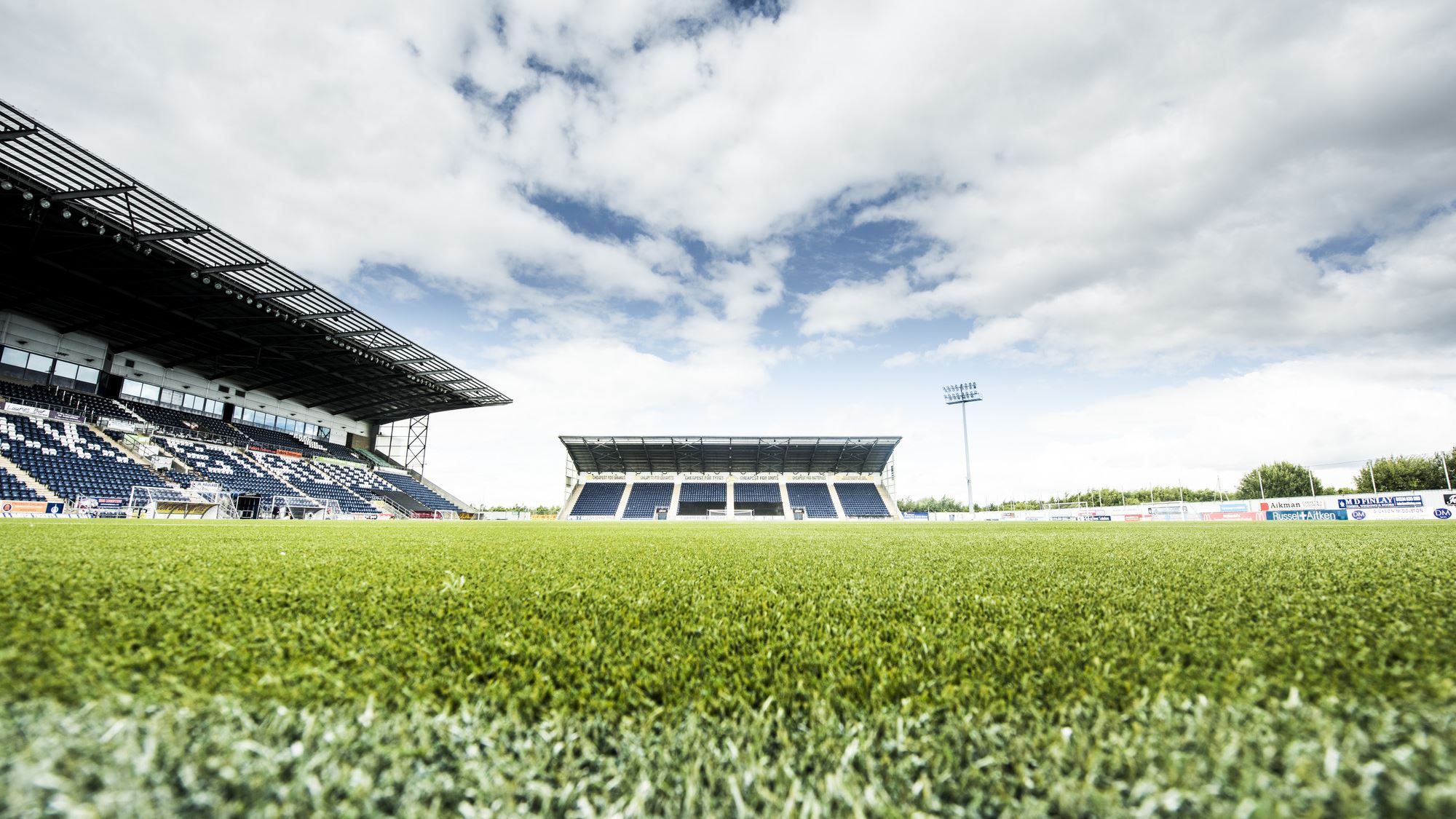 3G Pitches: Woven & Turfted